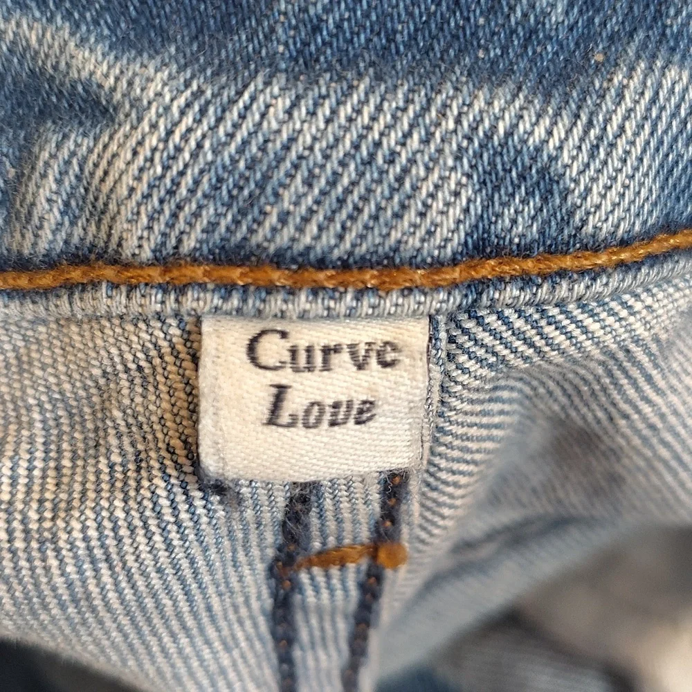 Curve Love Abercrombie High Rise Jeans - Picture 2 of 9